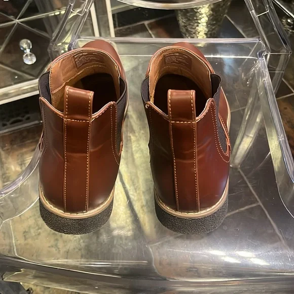 NWOT. MENS BOOT - Picture 3 of 3